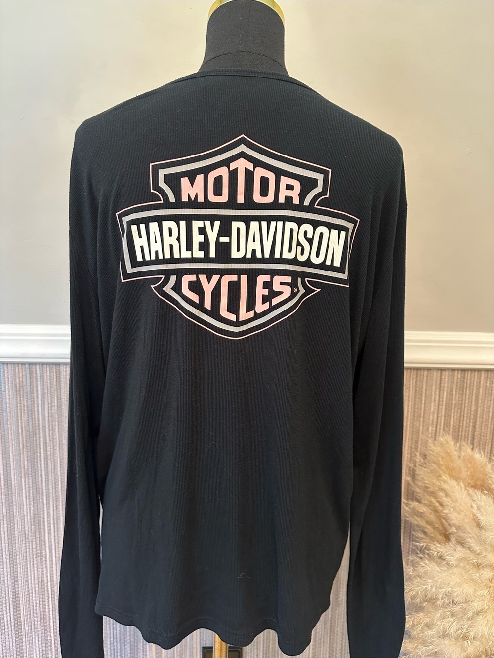 Harley-Davidson Women’s 2XL Black Ribbed Thermal Henley Long Sleeve Pink Logo